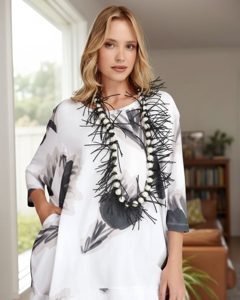 Spikes & Faux Pearls Necklace, White