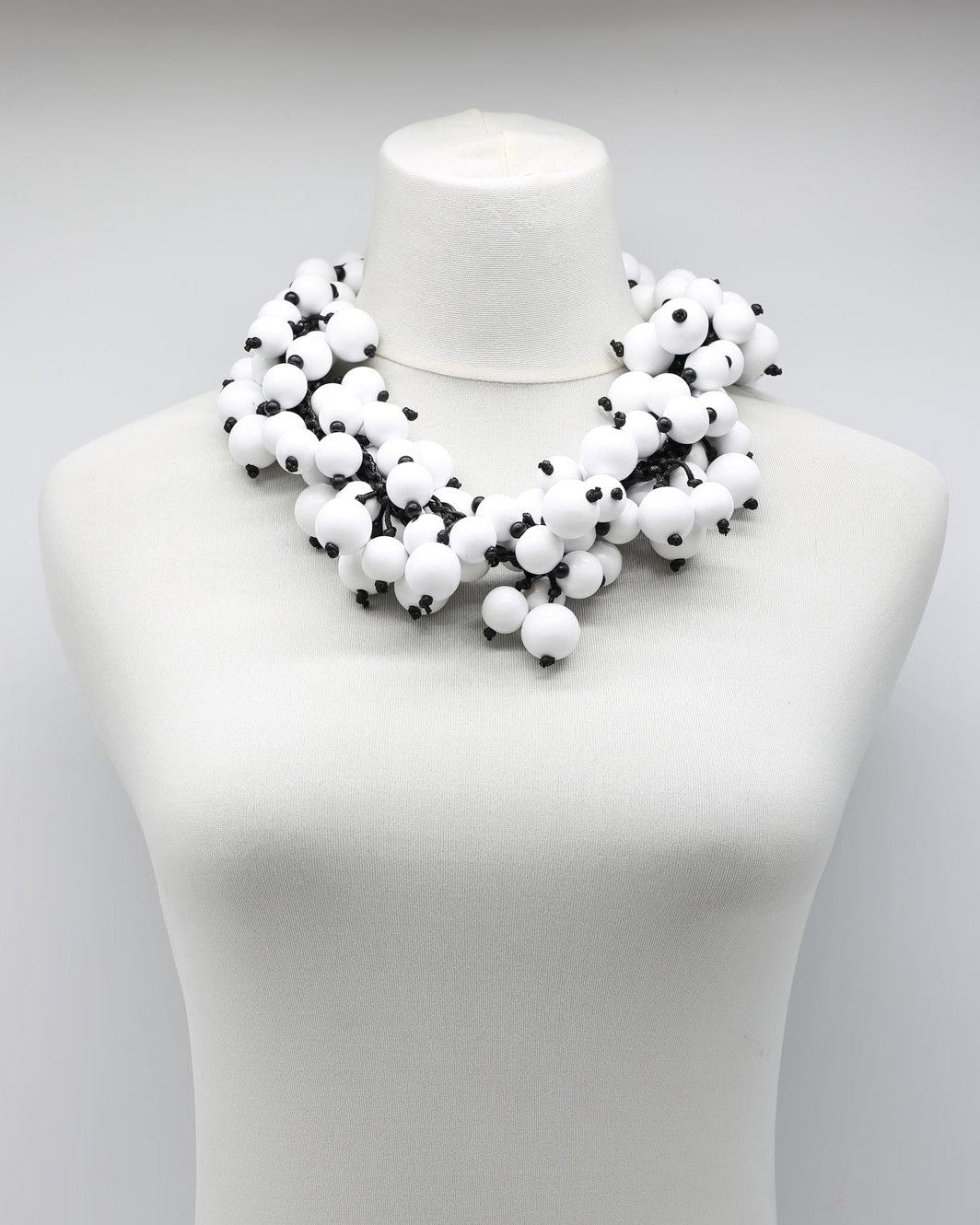 Berry Beads Necklace, White