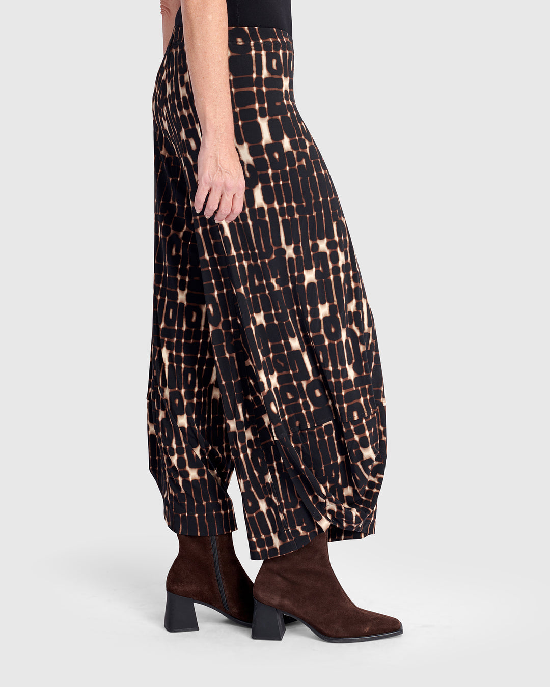 Hexa Punto Pants, Matrix