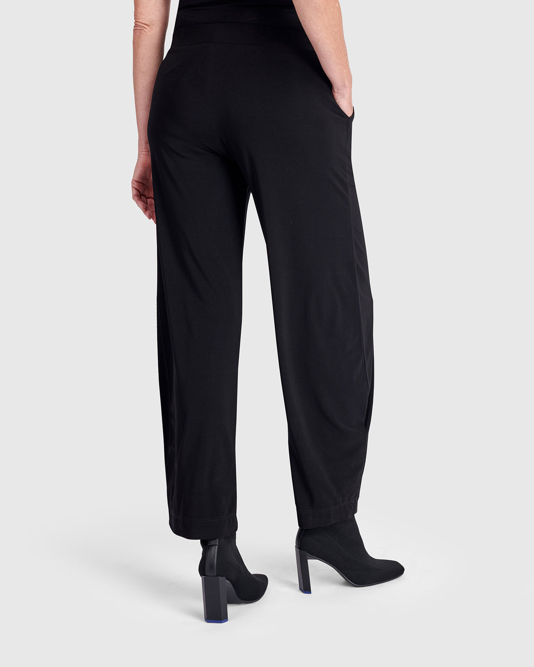 Essential Slinky Flow Pants, Black
