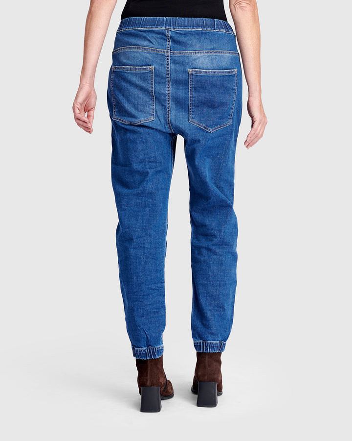 Weekend Boyfriend Jogger Jeans, Denim