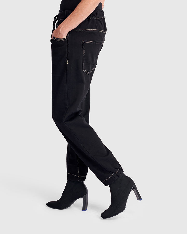 Weekend Boyfriend Jogger Jeans, Black