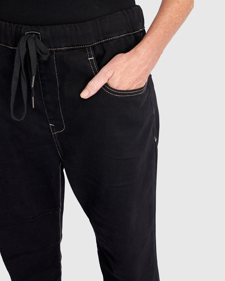 Weekend Boyfriend Jogger Jeans, Black