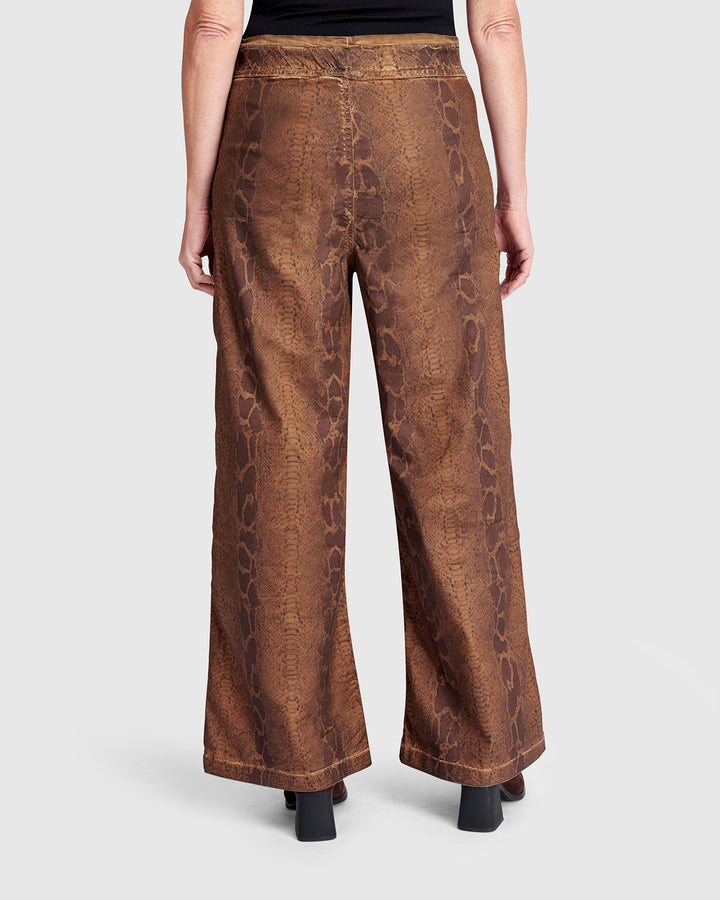 Python Wide Leg Stretch Jeans, Boa