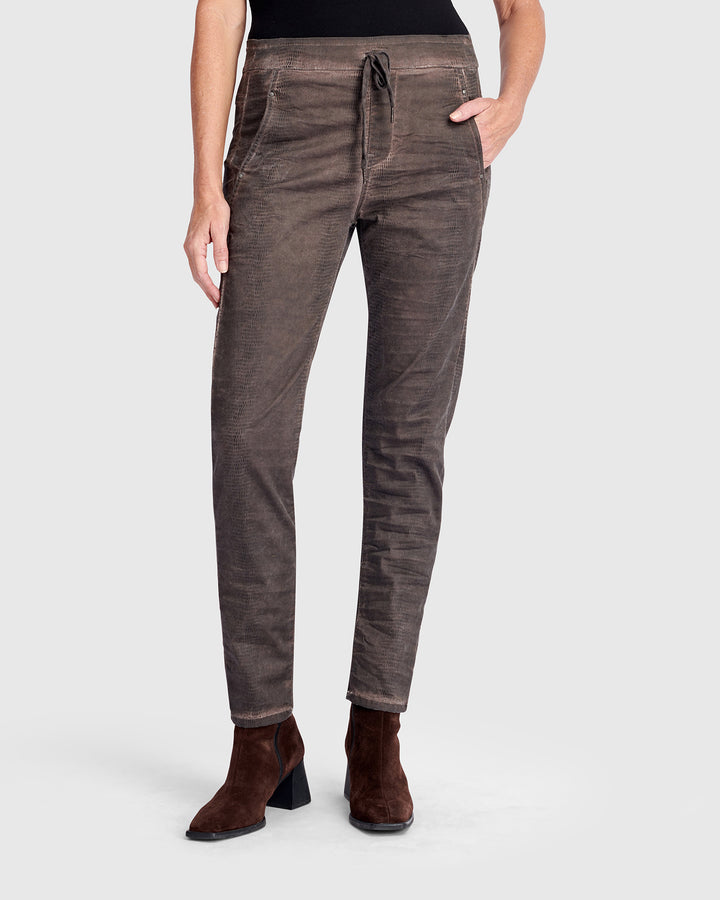 Washed Iconic Stretch Jeans, Brown