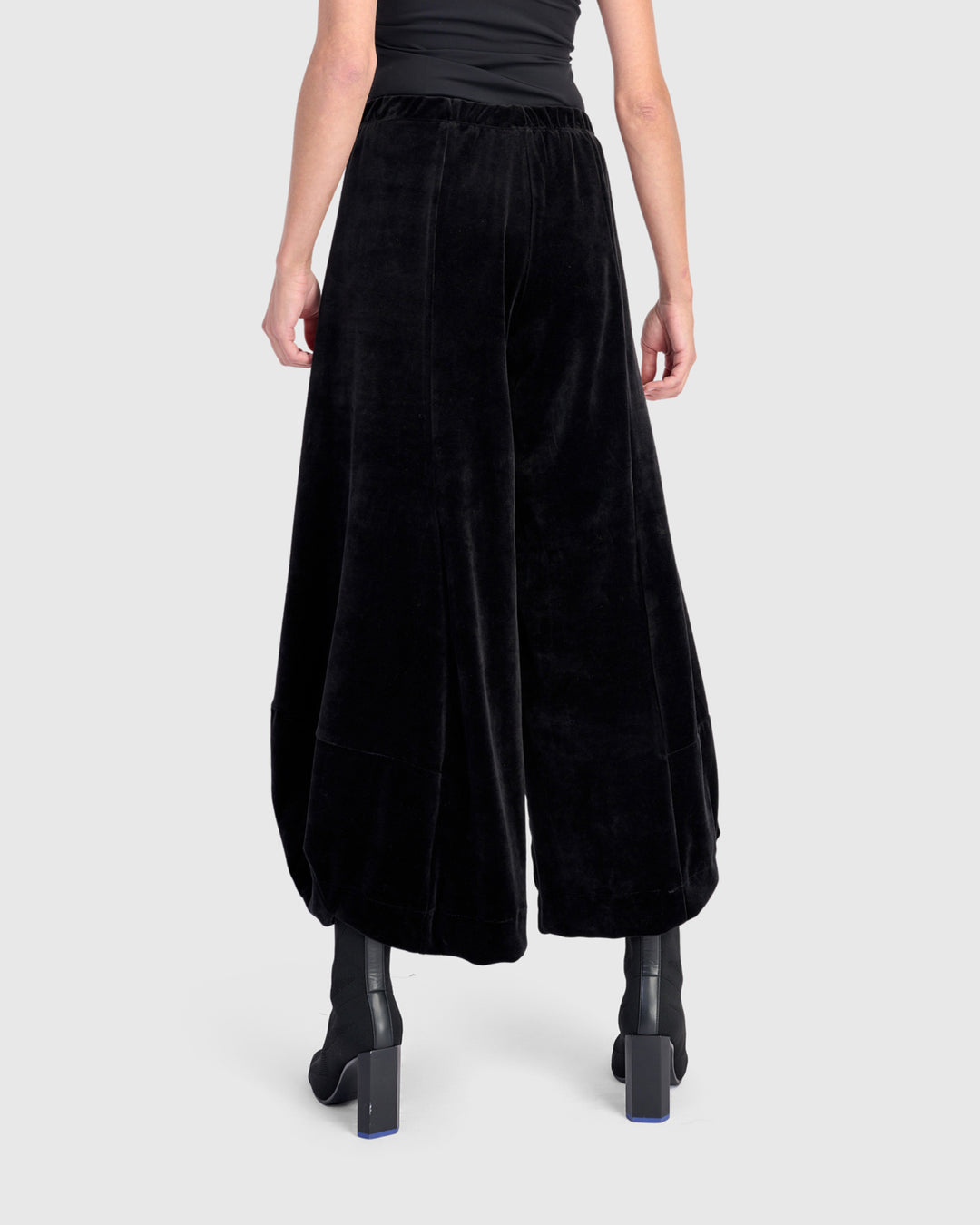 Everyday Velvet Punto Pants, Black