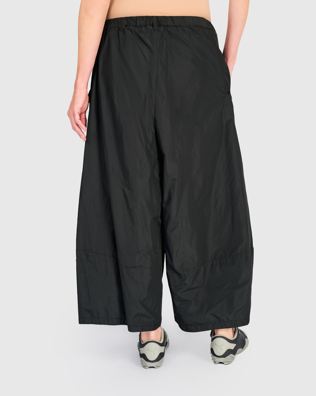 Amplified Swish Pants, Black