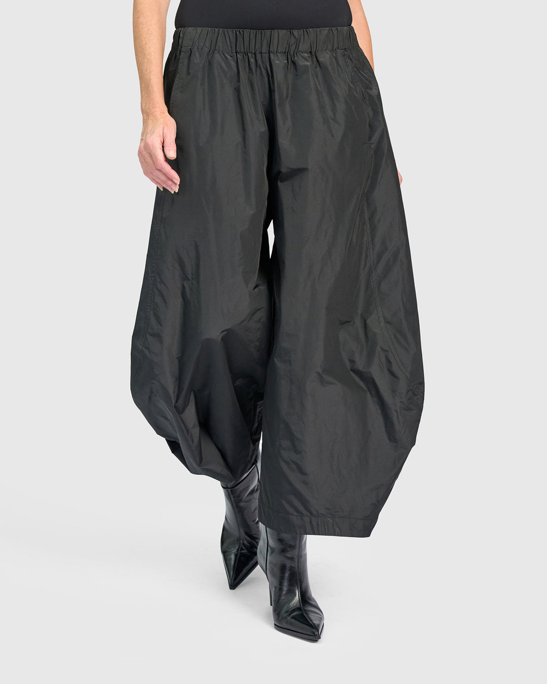 Balloon Swish Pants, Black