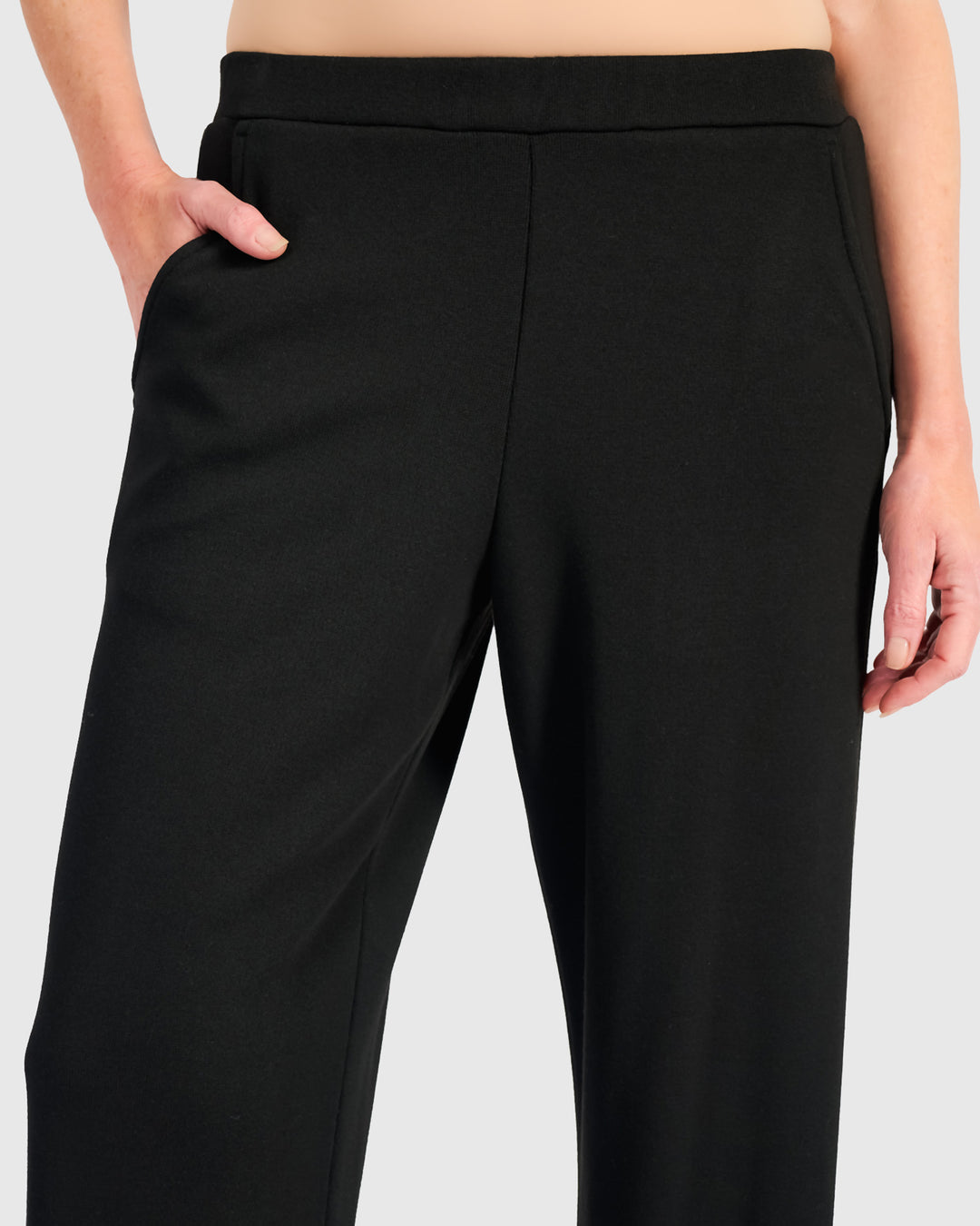 Smoothing Straight Pant, Black