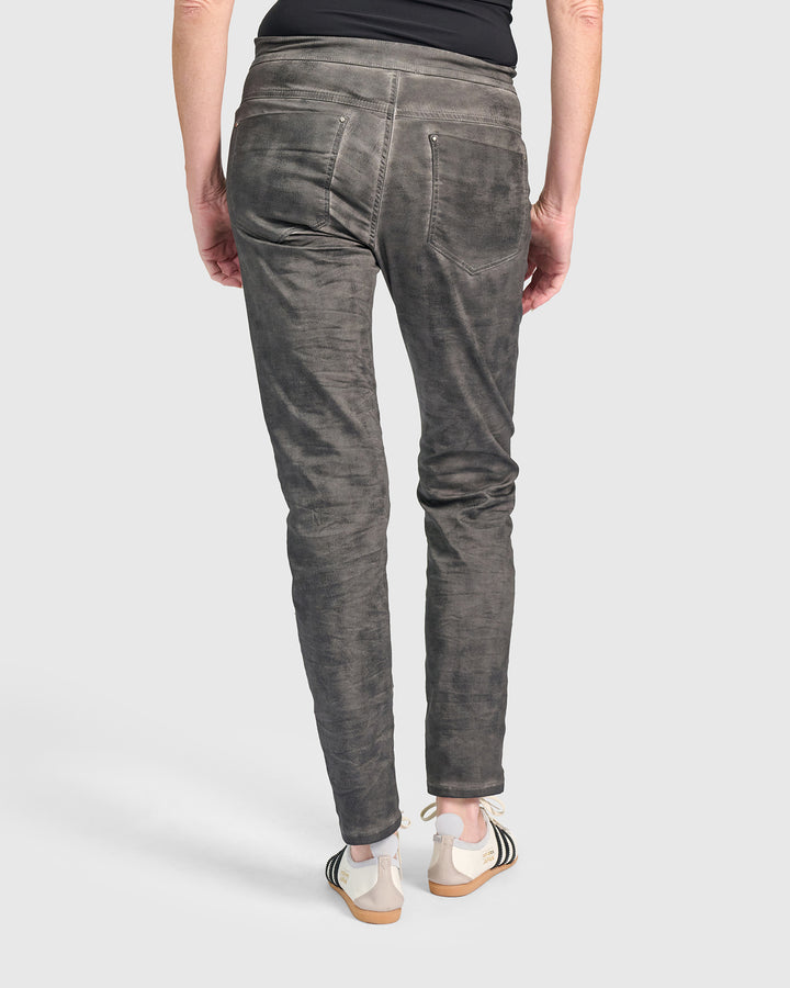 Stone Wash Iconic Stretch Jeans, Smoke
