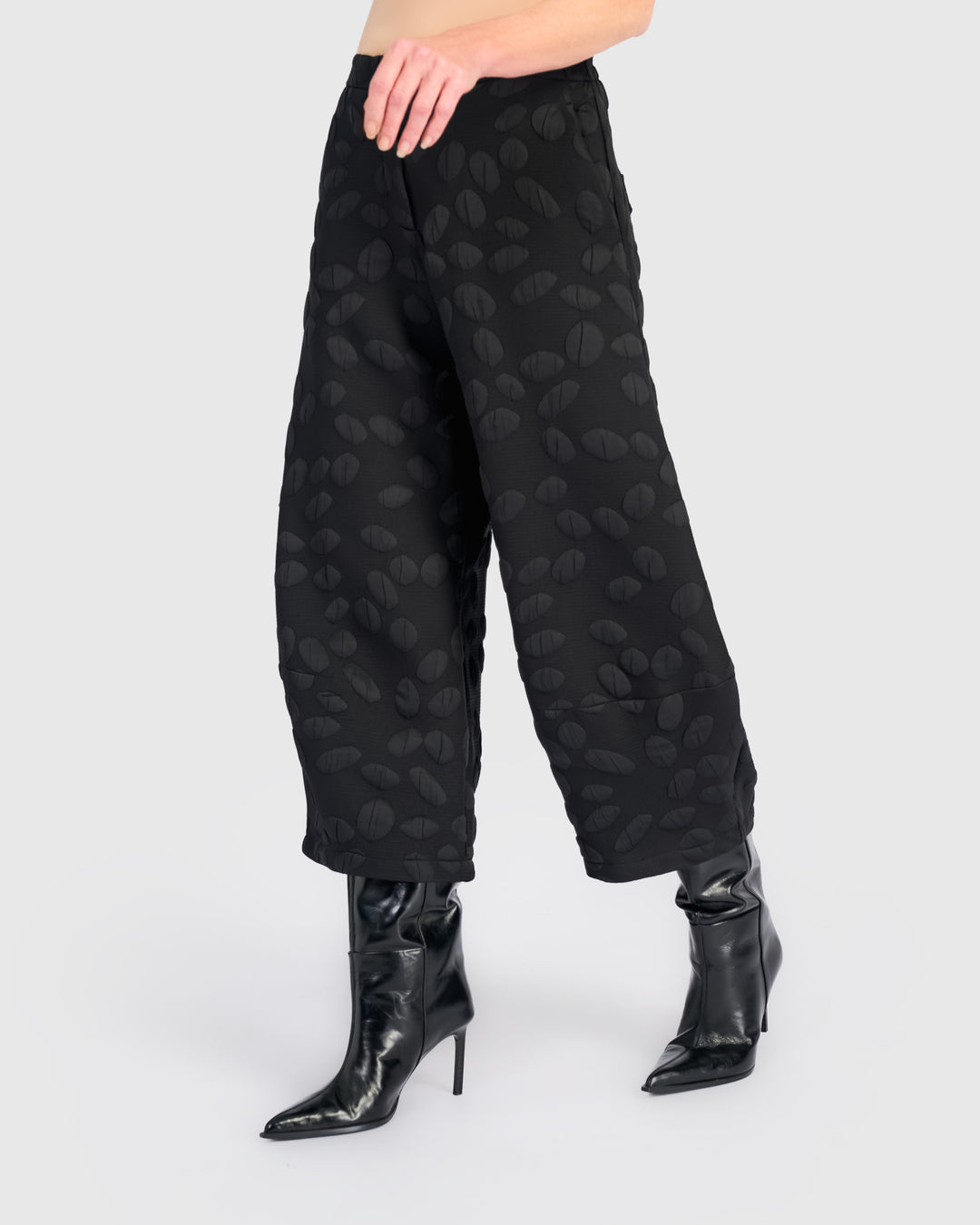 Intermezzo Lantern Pants, Black Spots