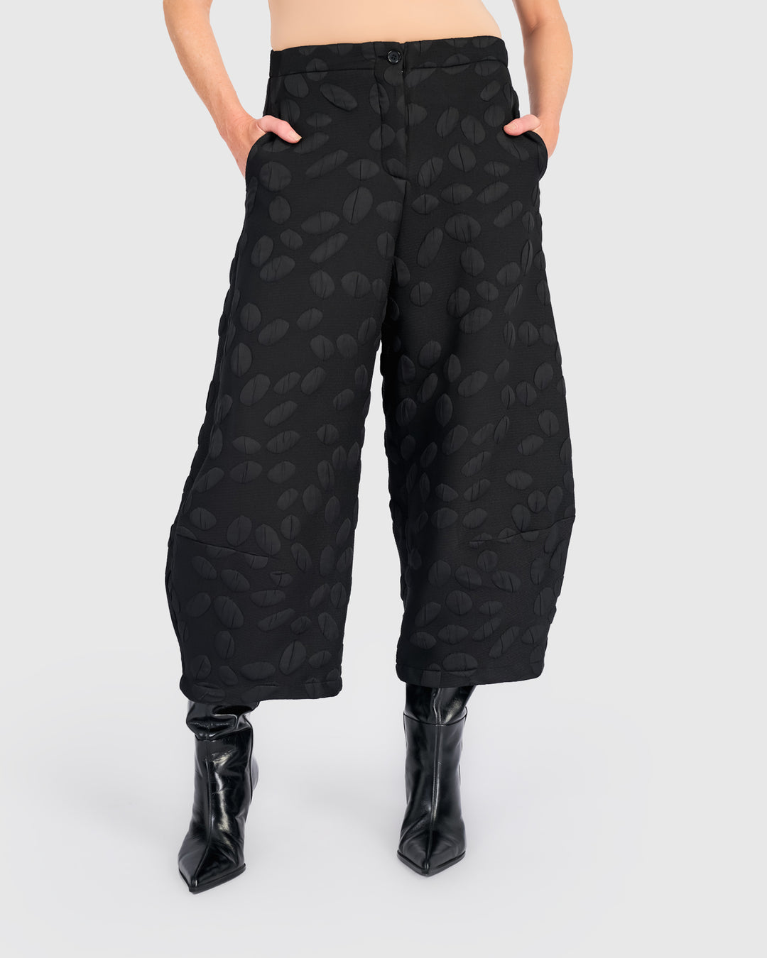 Intermezzo Lantern Pants, Black Spots