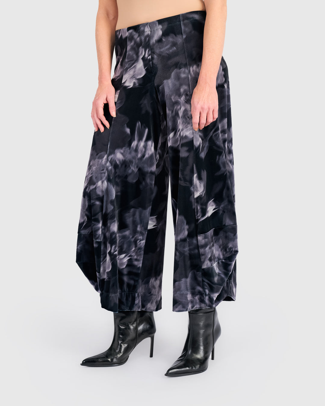 Cassis Velvet Punto Pants, Smoke Flora