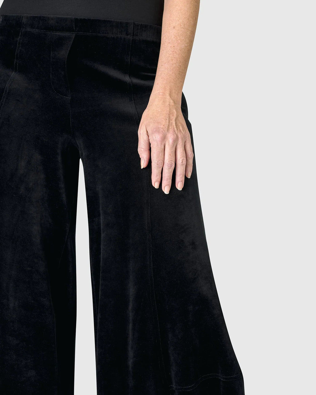 Oracle Velvet Punto Pants, Black