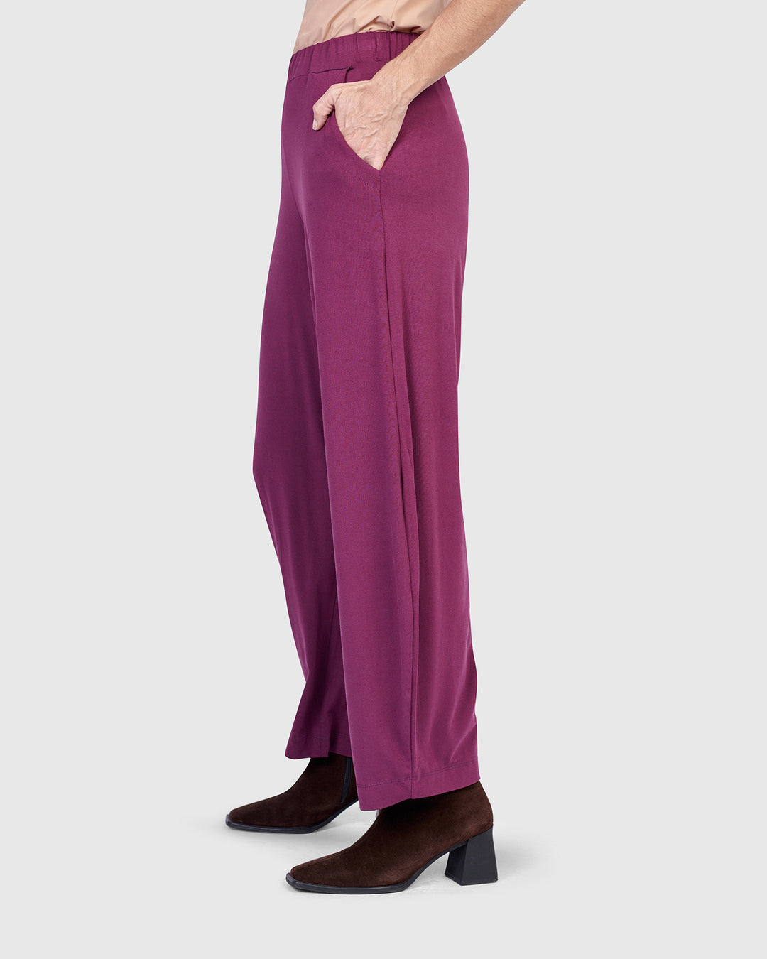 Essential Flow Pants, Sangria