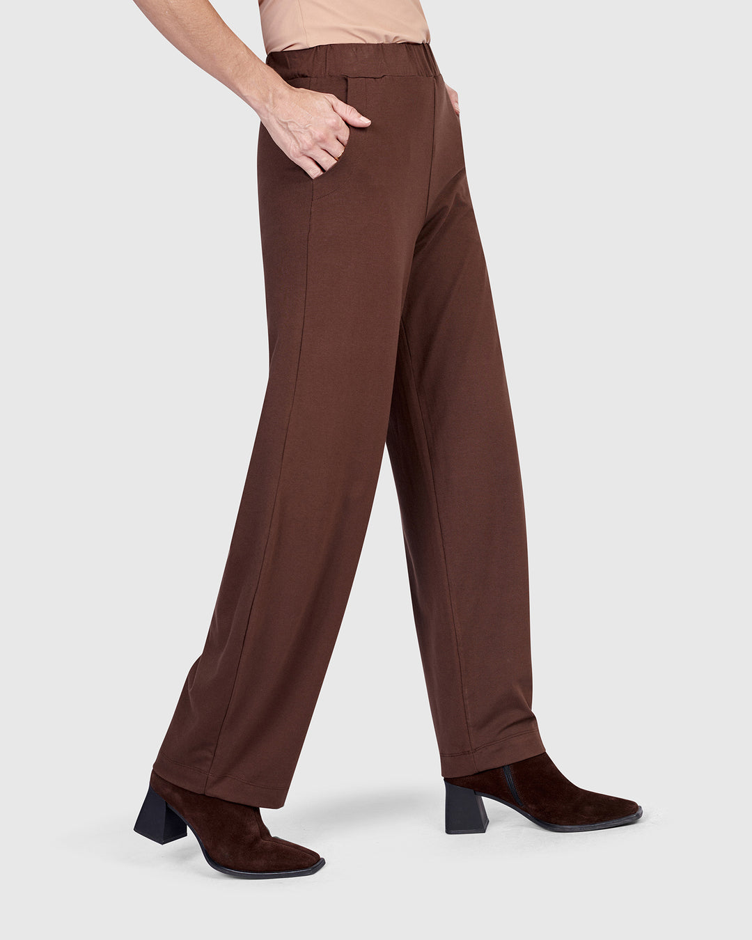 Essential Flow Pants, Umber