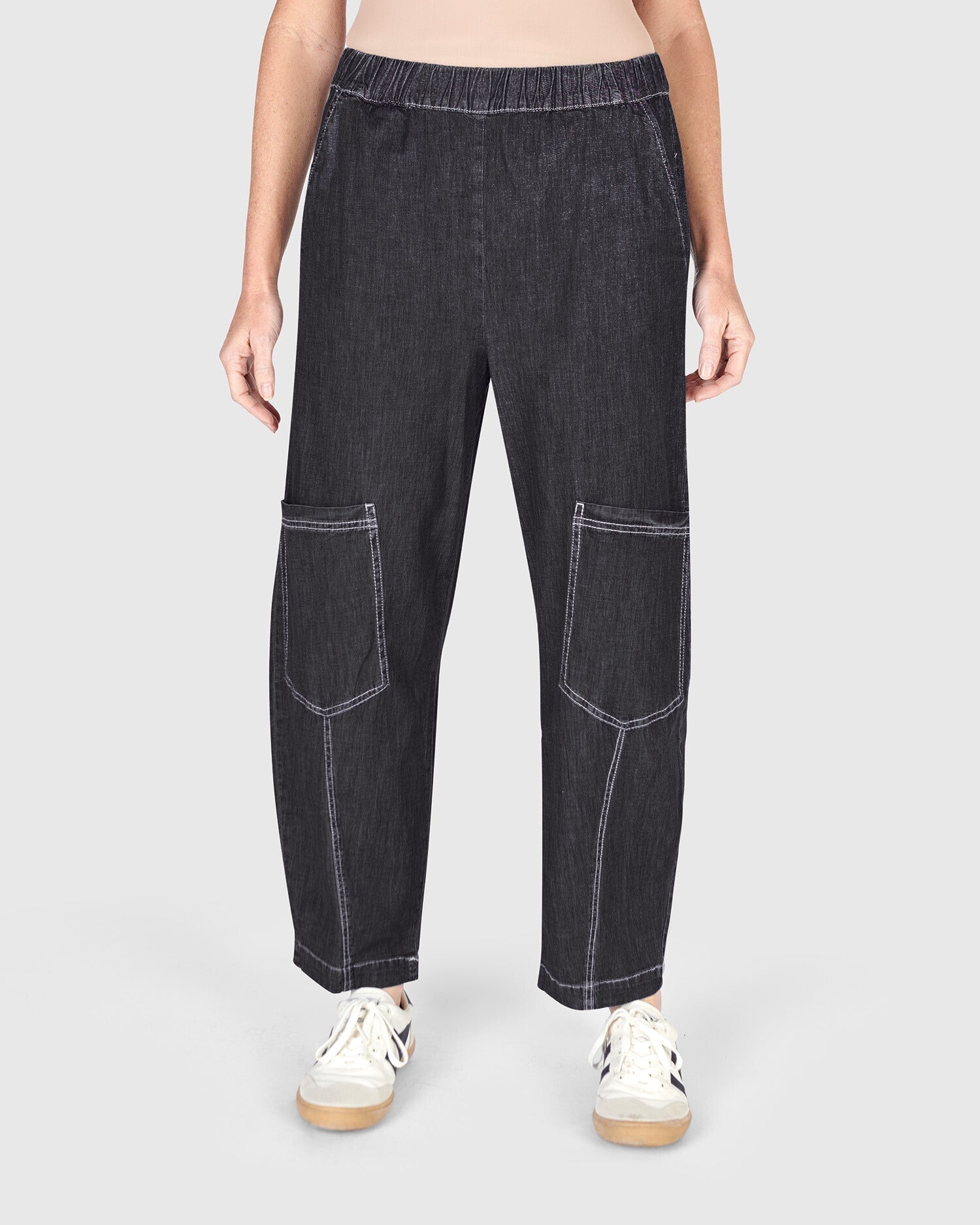 Papaya Relaxed Pants, Black Denim – Alembika U.S.