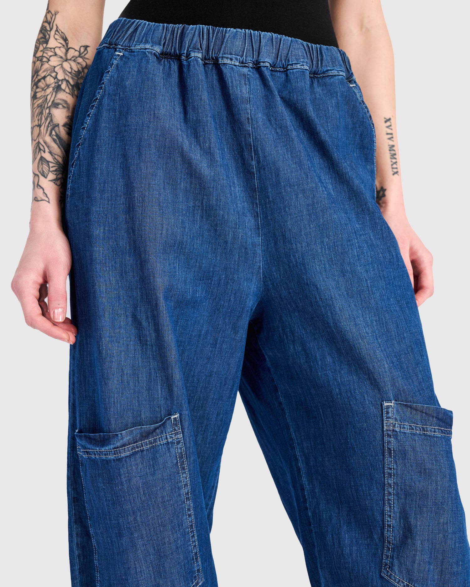 Denim Papaya Relaxed Pants, Blue – Alembika U.S.