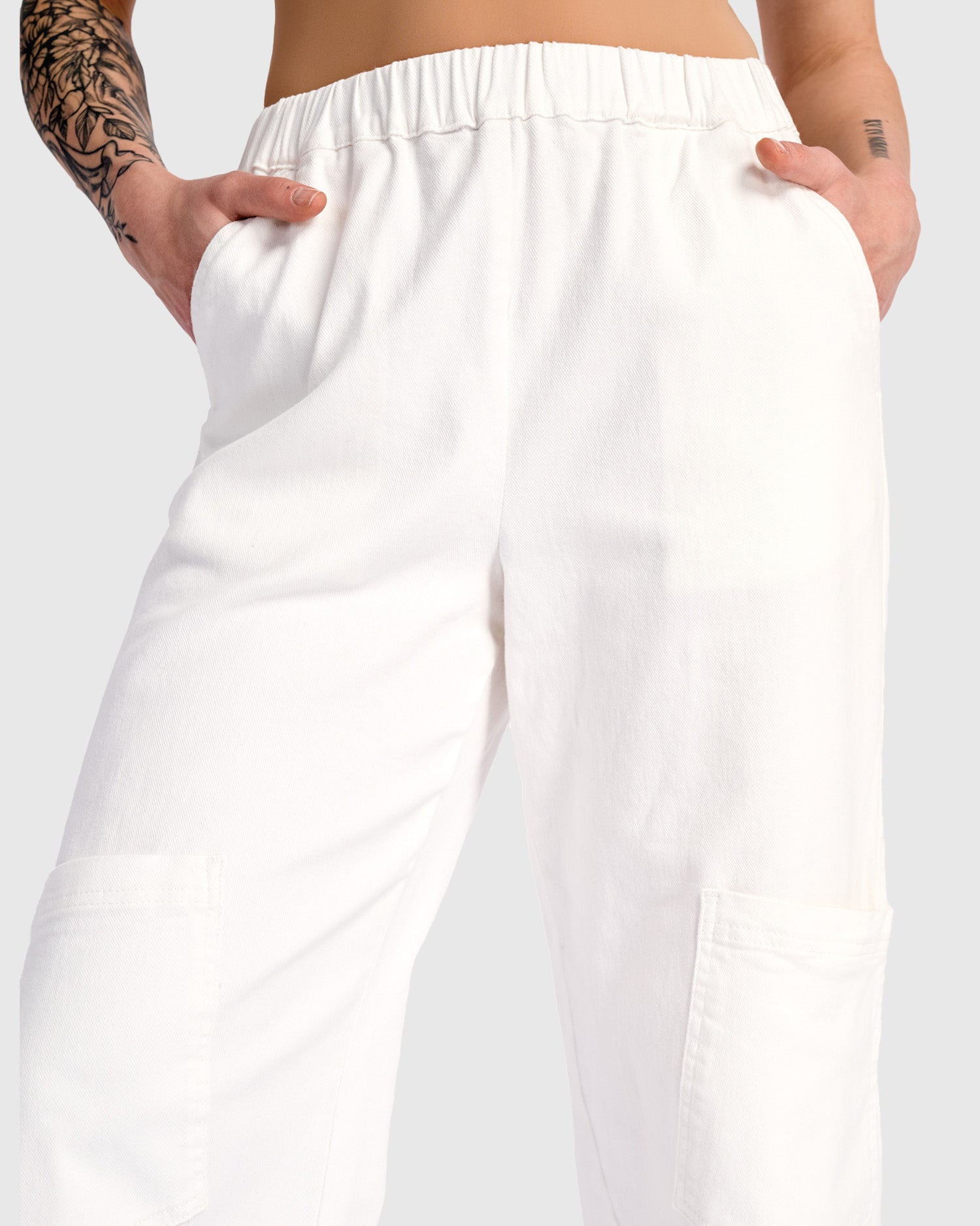 pois ポワrelax pants ホワイトM Twill Papaya Relaxed Pants, White – Alembika U.S.