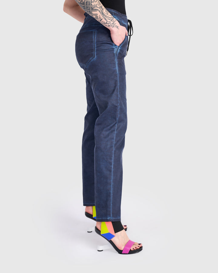 Washed Iconic Stretch Jeans, Navy