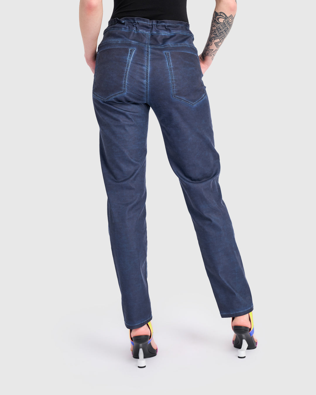 Washed Iconic Stretch Jeans, Navy