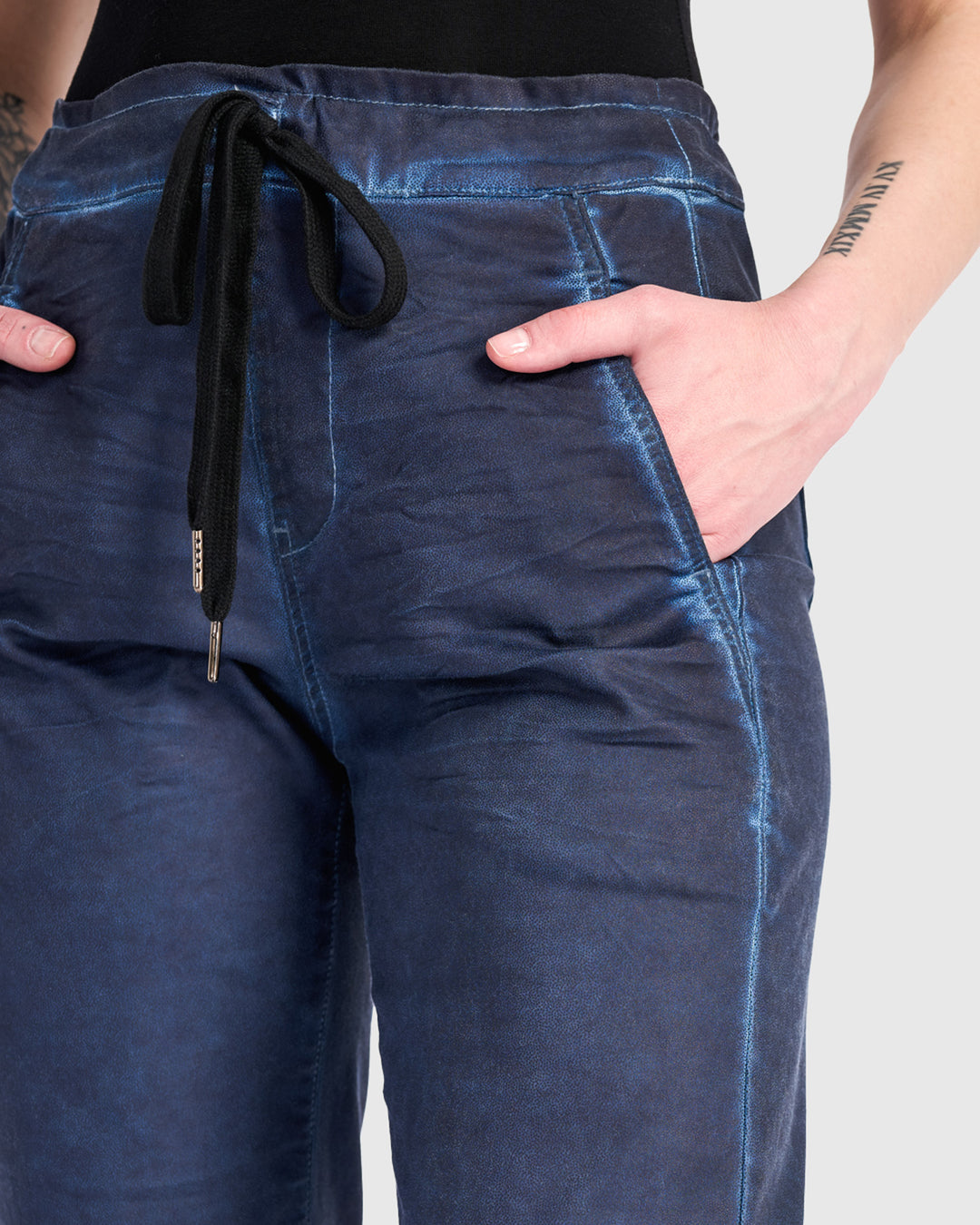 Washed Iconic Stretch Jeans, Navy