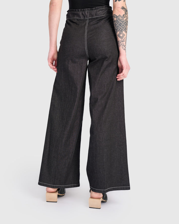 Washed Wide Leg Stretch Jeans, Jet