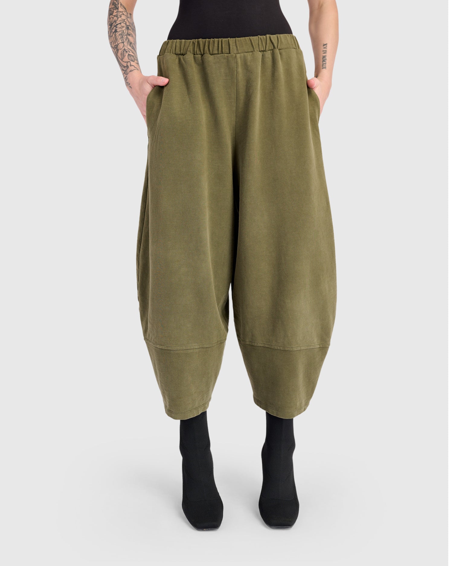 Forme Lantern Pants, Olive – Alembika U.S.