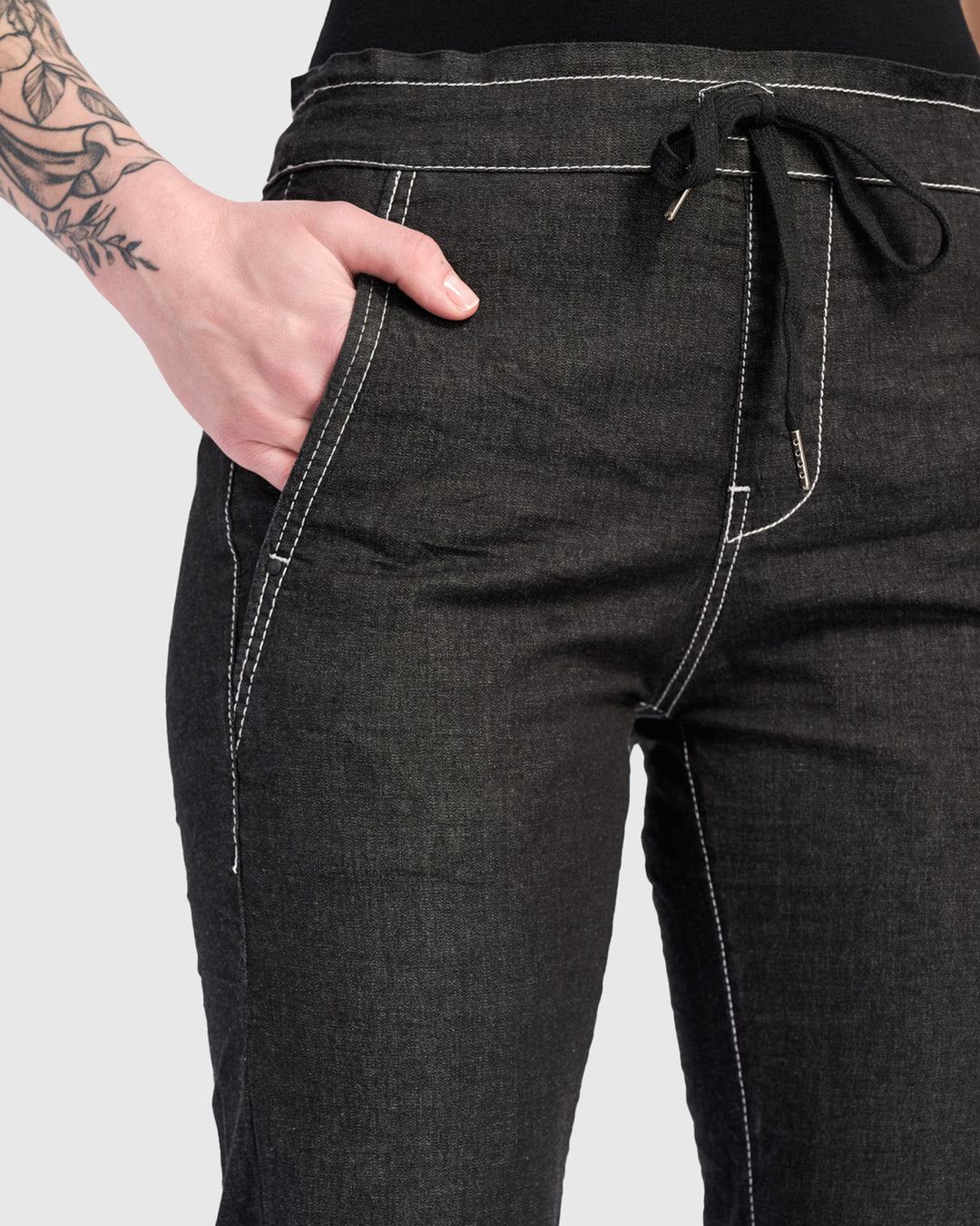 Urban Washed Iconic Stretch Jeans, Jet