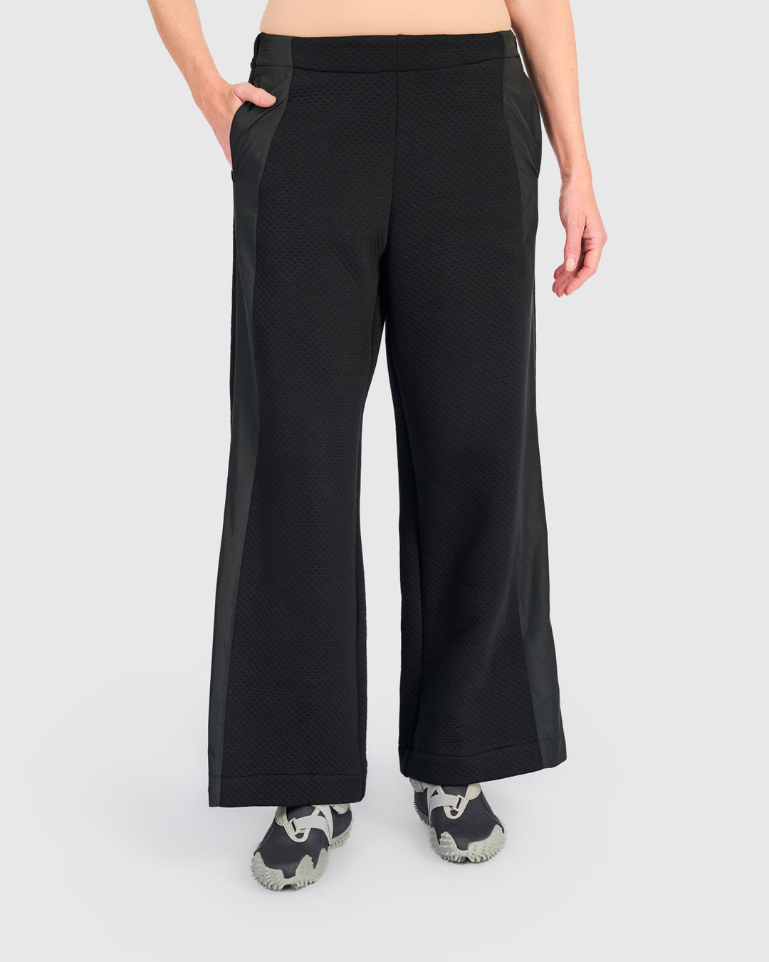 Urban Dimpled Straight Pants, Black