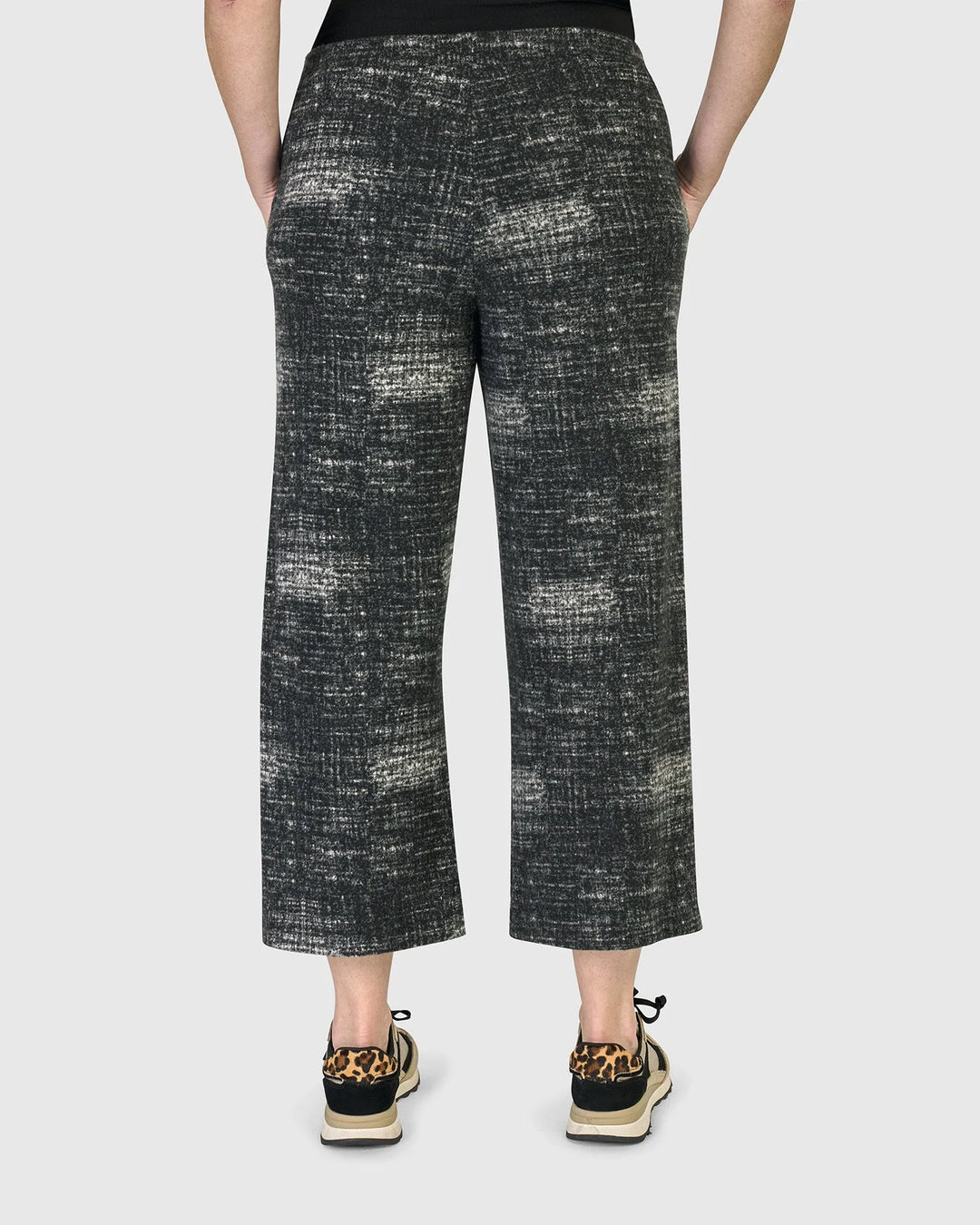 Urban Sentinel Cropped Pants, Fog