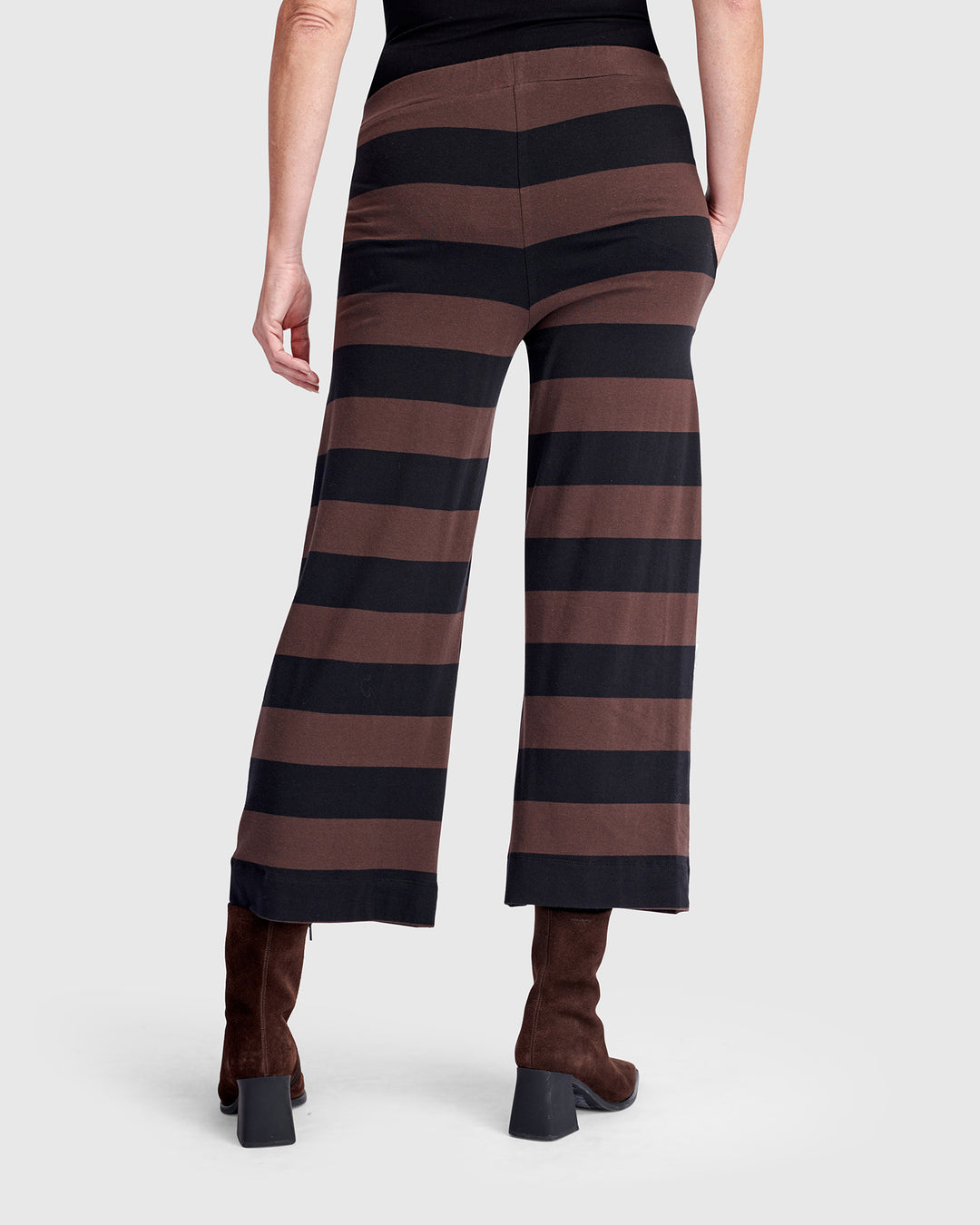 Urban Retrofit Cropped Pants, Brown