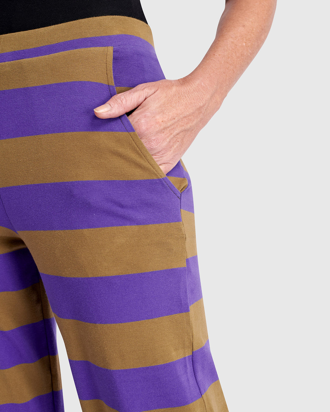 Urban Retrofit Cropped Pants, Purple