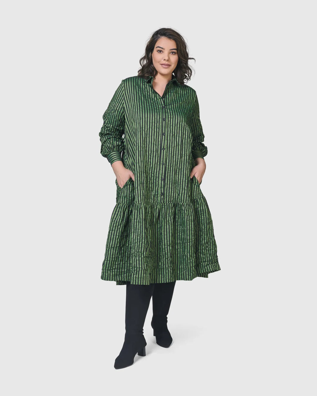 Cabaret Oversized Crinkle Dress, Green