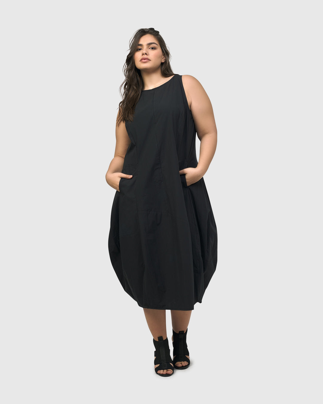 Urban Soho Sleeveless Cocoon Dress, Black