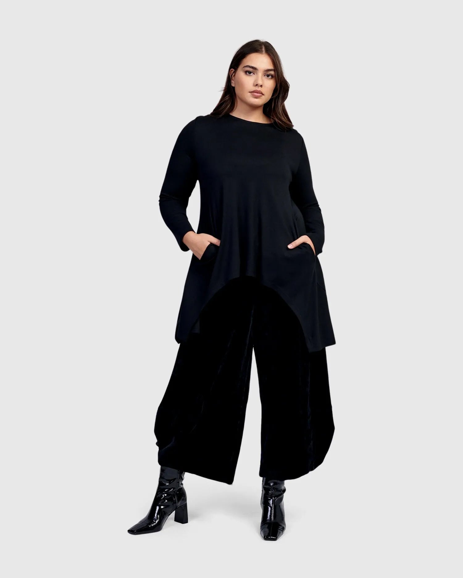 オボン Oracle Velvet Punto Pants, Black – Alembika U.S.