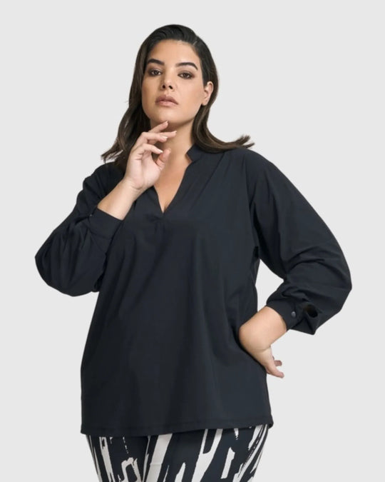 Trinity V-Neck Pullover Top, Black