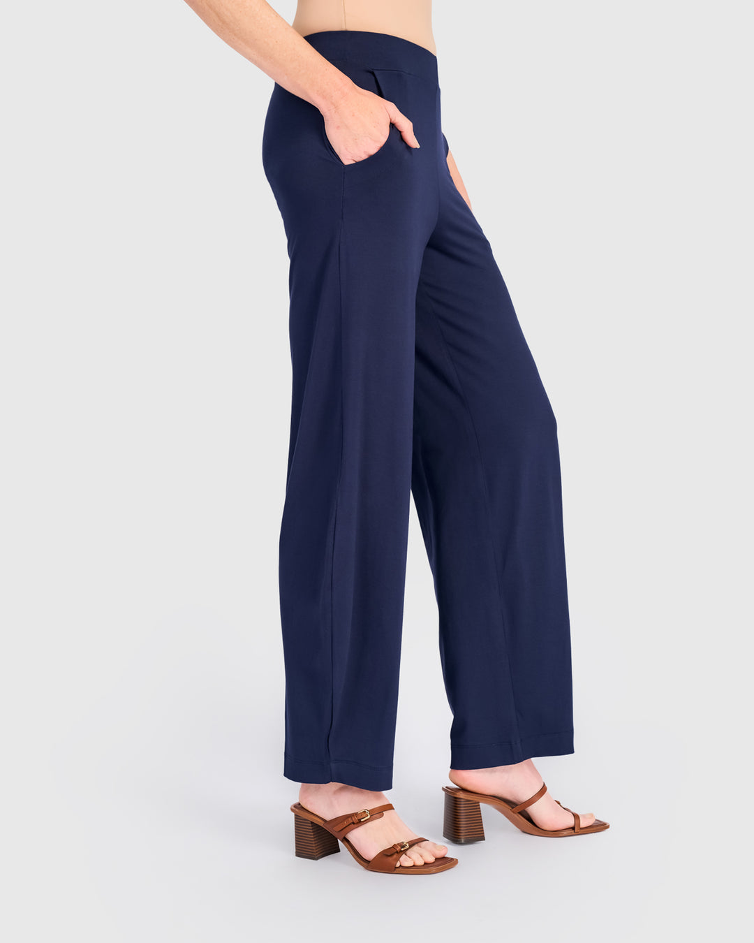 Essential Flow Pants, Navy
