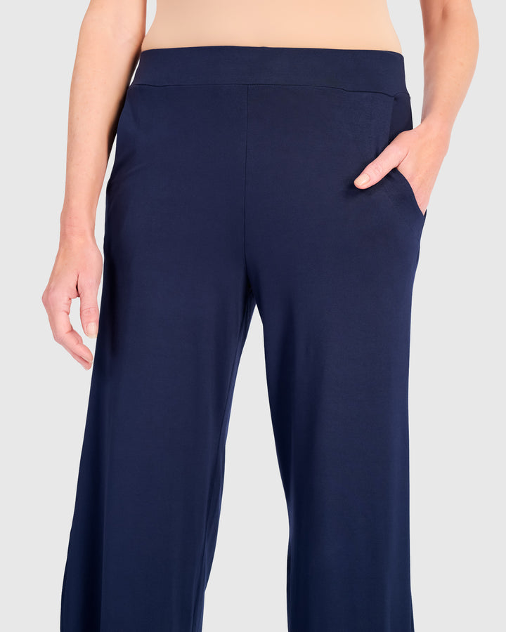 Essential Flow Pants, Navy