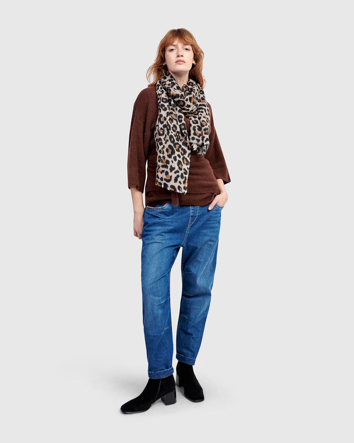 Roam Scarf, Leopard