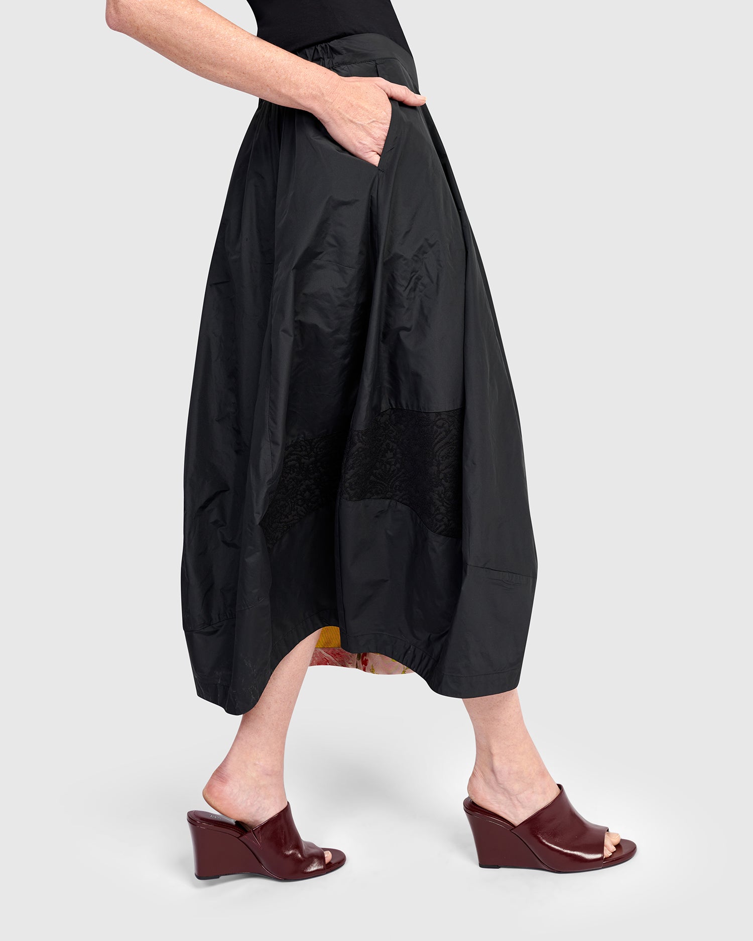 Lauryn Cocoon Skirt, Black – Alembika U.S.