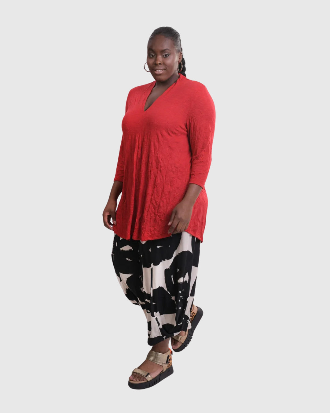 Perfect Crinkle V-Neck Top, Red