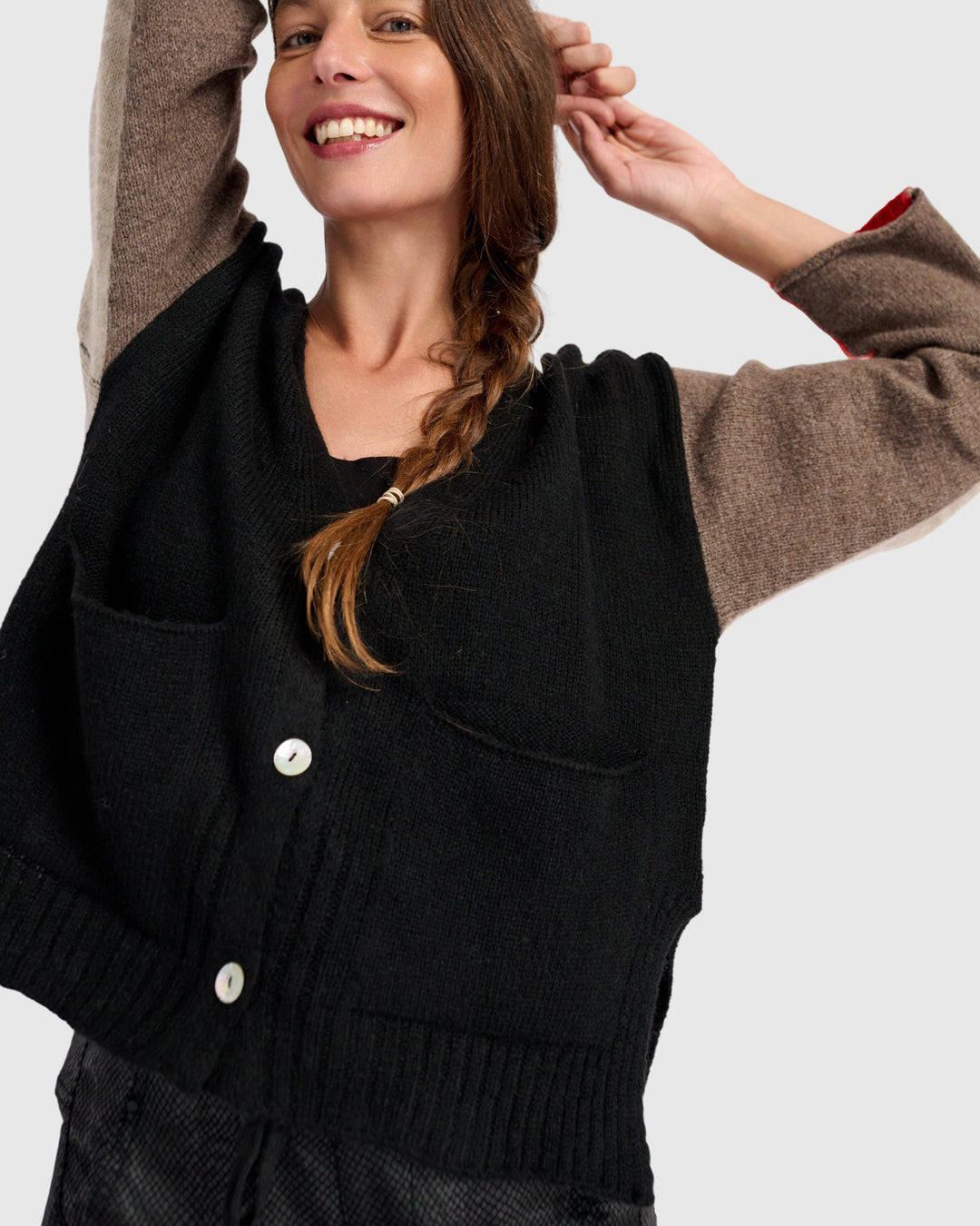 Finch Cardigan, Black/Hazelnut