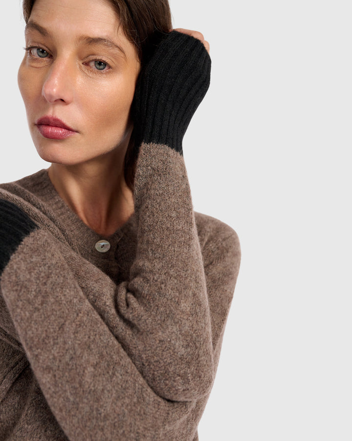 Blackbird Cardigan, Hazelnut/Black