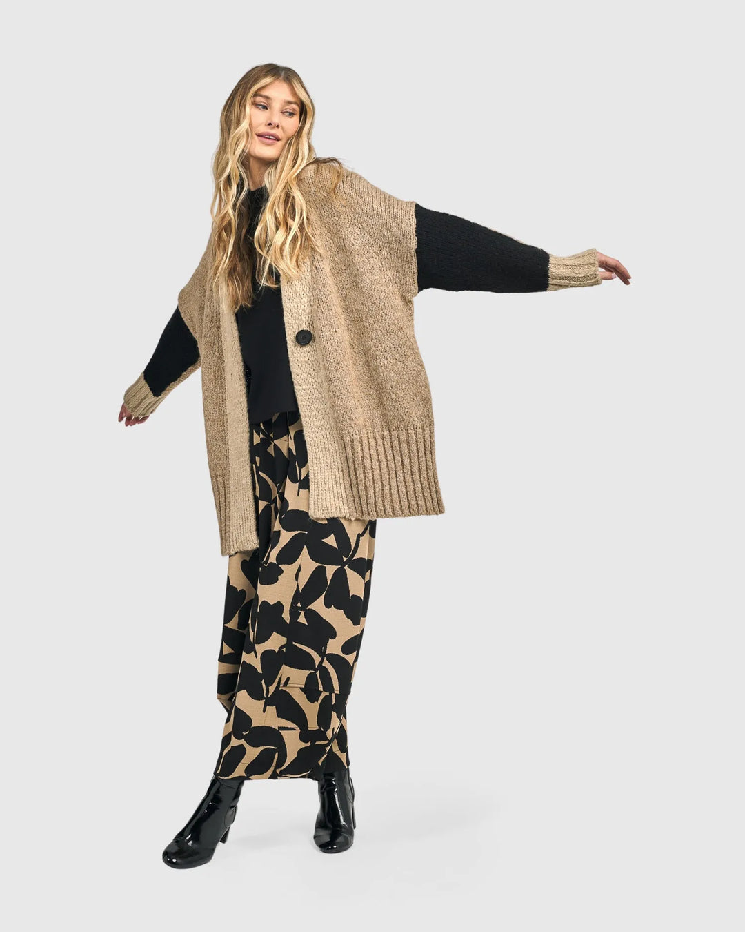 Beatnik Oversized Cardigan, Sand