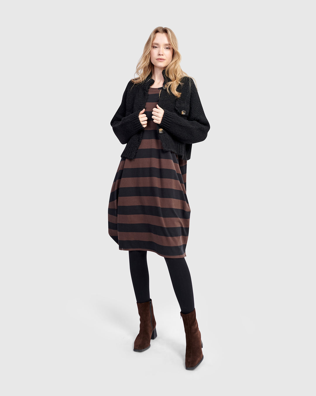 Urban Moxy Relaxed Dress, Brown – Alembika
