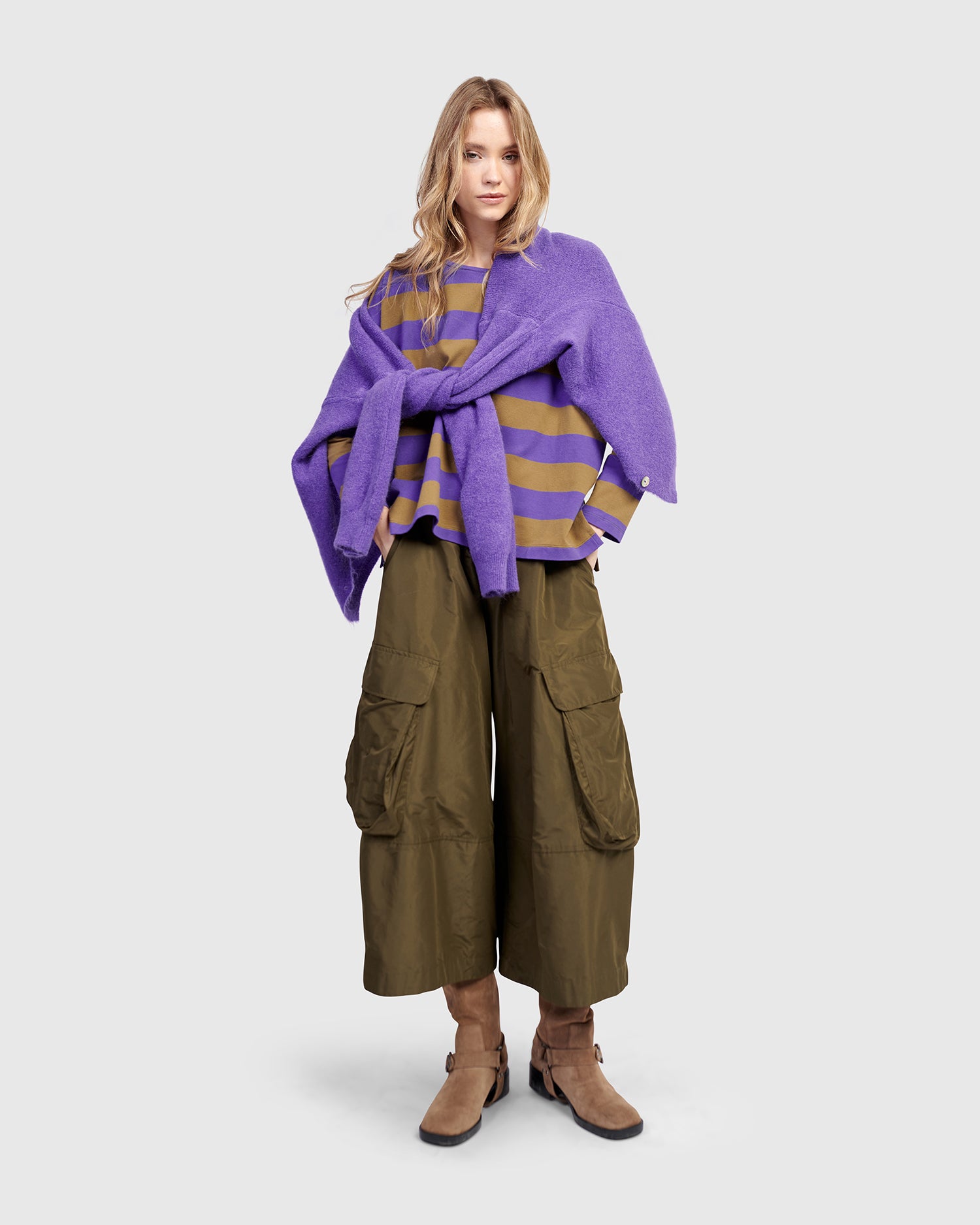 Urban Wide Cargo Pants, Khaki – Alembika U.S.
