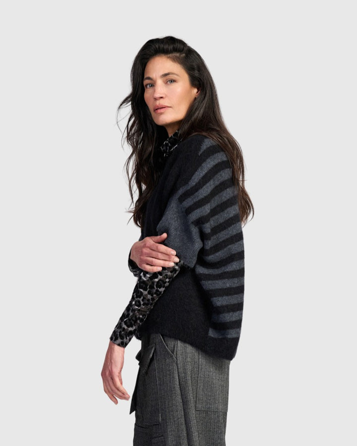 Shrouded Sweater, Black/Graphite