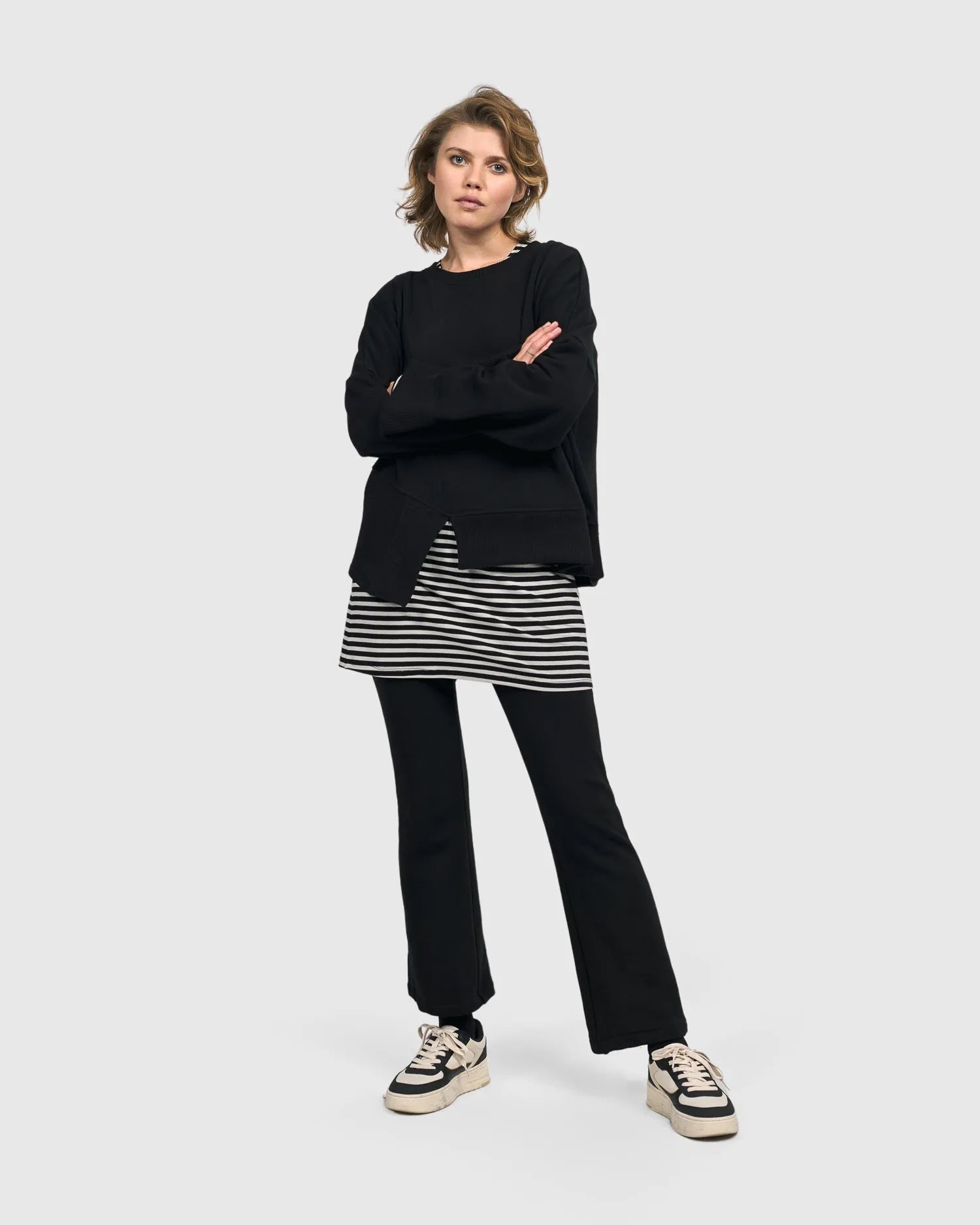 Urban Calloway Kick Flare Pants, Black – Alembika U.S. Urban Calloway Kick Flare Pants, Black – Alembika U.S.