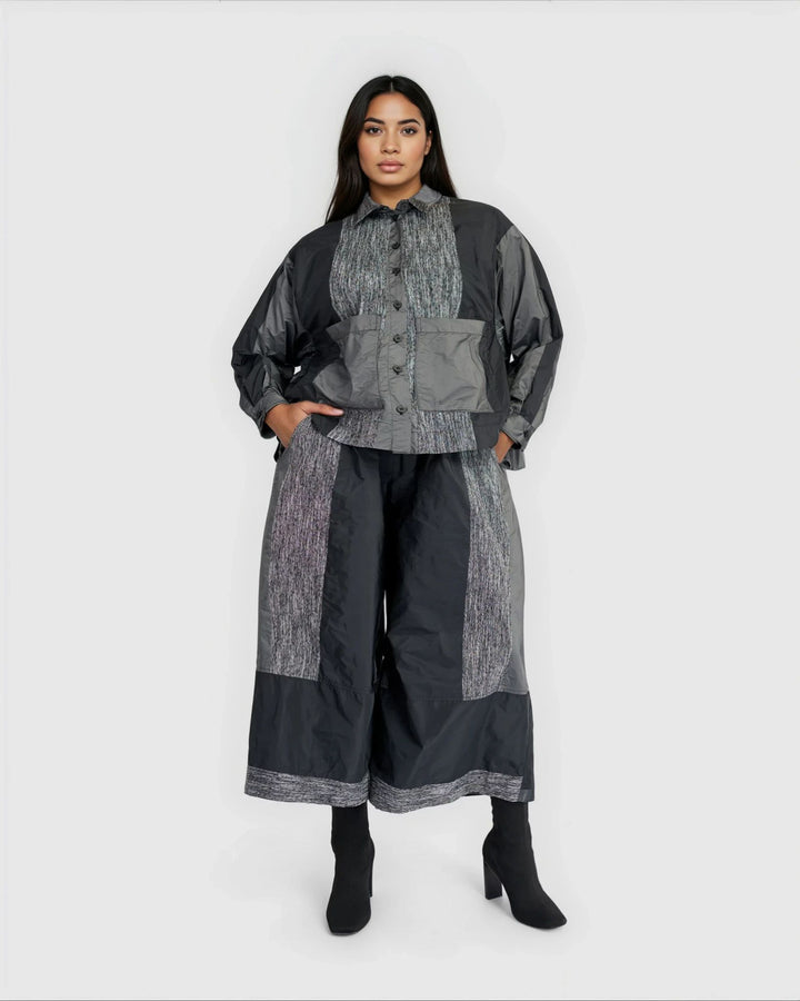 Gauntlet Boxy Shirt, Iron